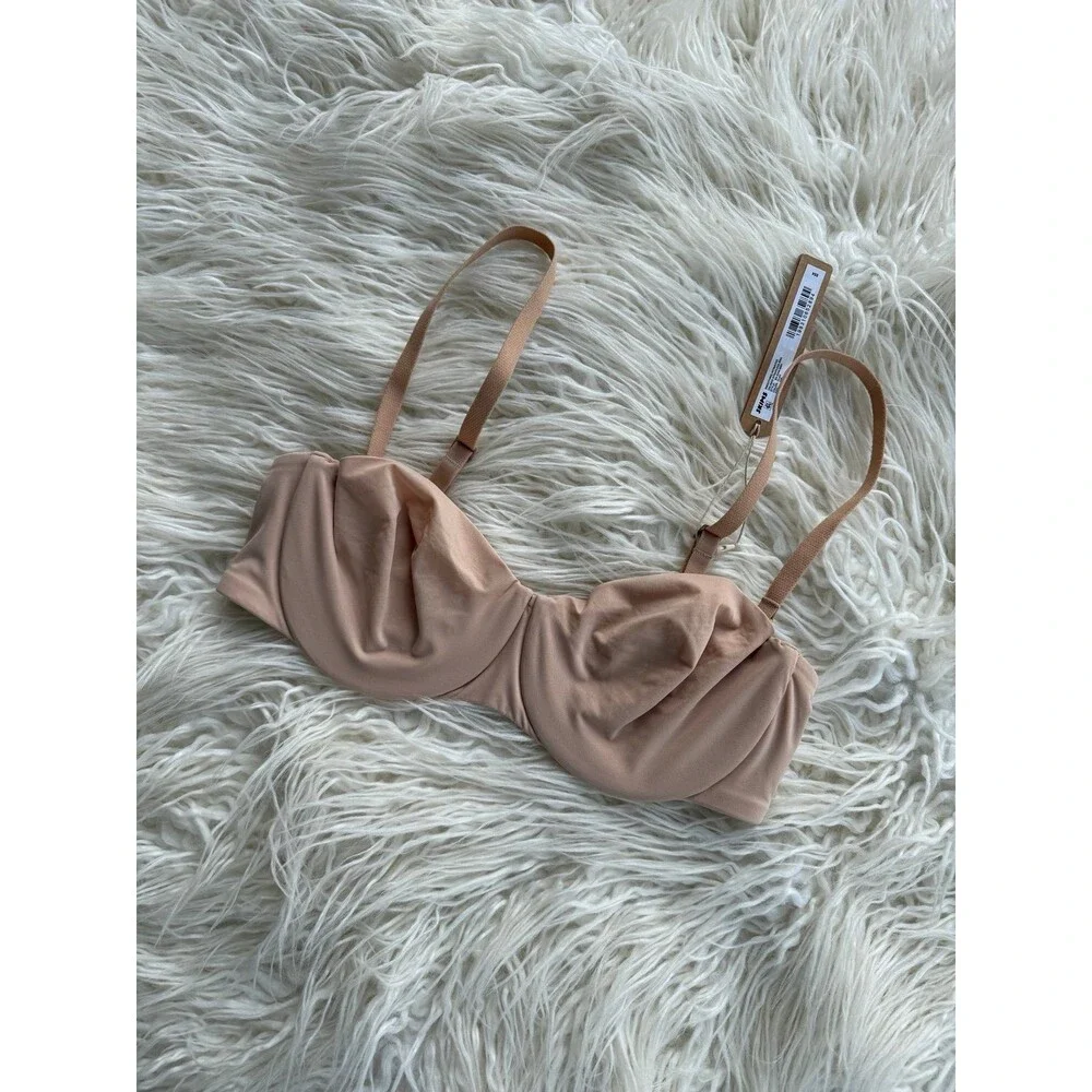 Skims Smoothing Intimates Strapless Bra Clay Size 32C